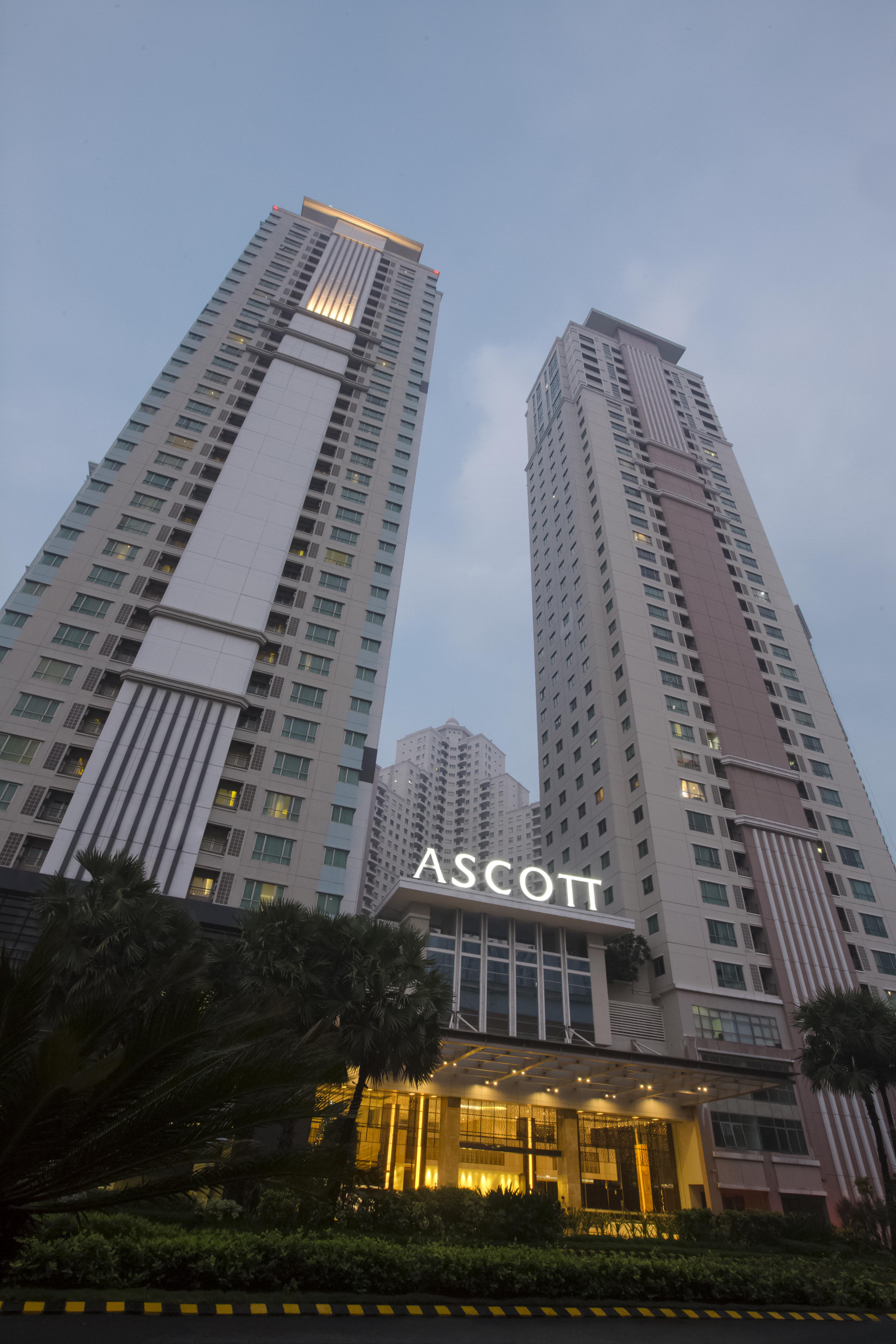 Ascott Waterplace Sorabaya Extérieur photo