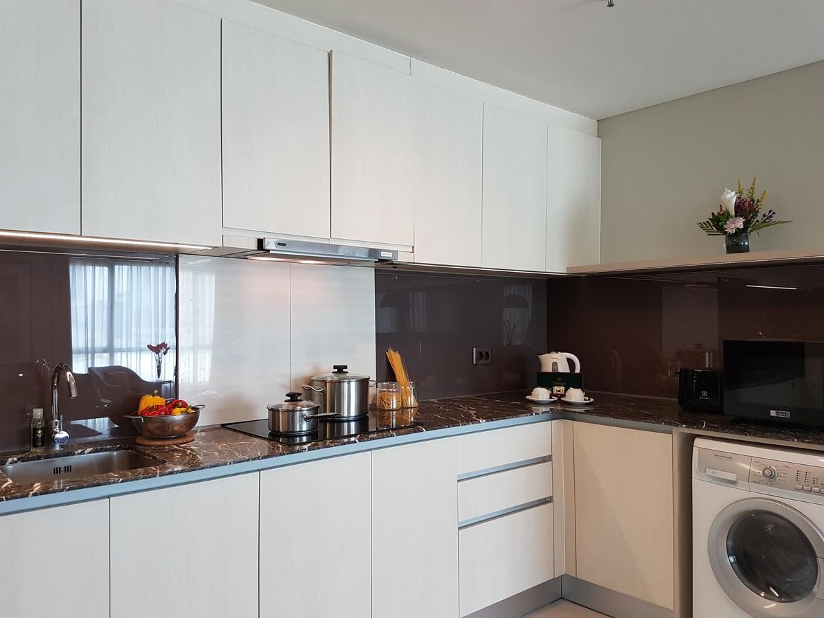 Ascott Waterplace Sorabaya Extérieur photo
